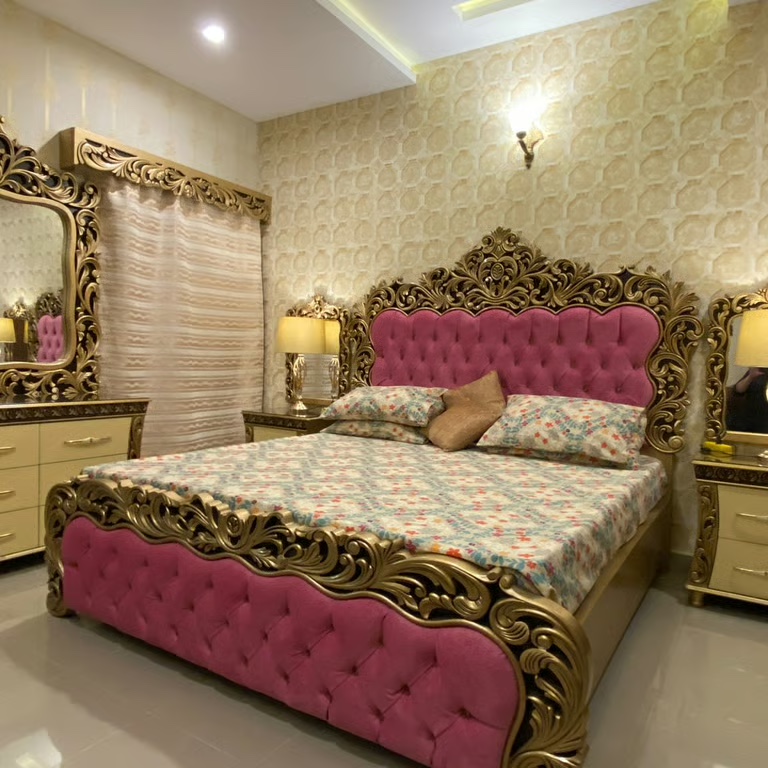 Rooms Available in Luxury Farmhouse