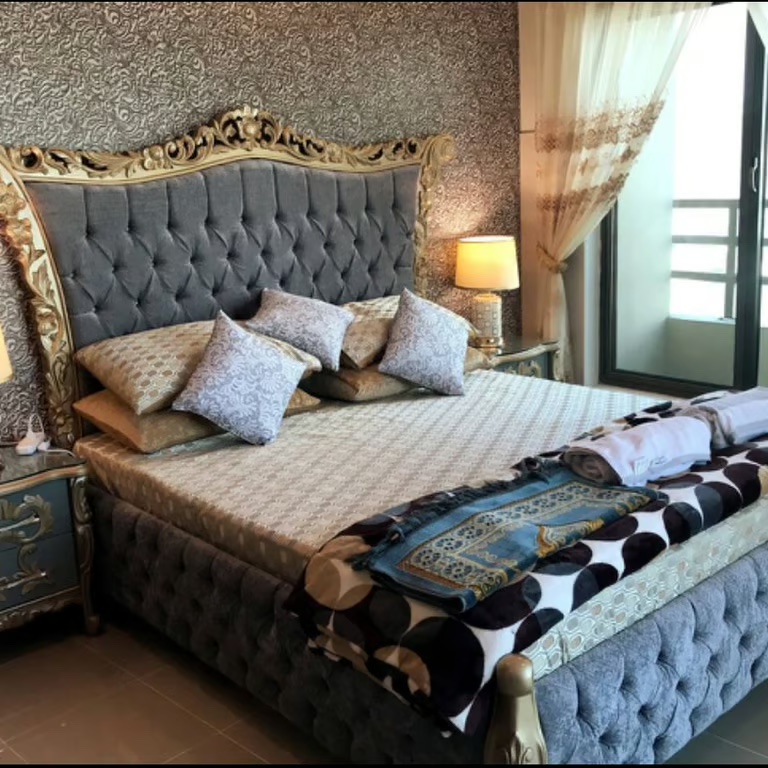 Multi Residencia & Orchard Farmhouse
